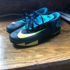 Vintage Kevin Durant Tennis Shoes
